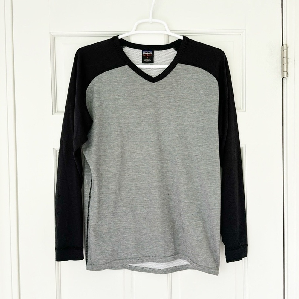 PATAGONIA capilene shirt size S grey black longsleeve made in USA